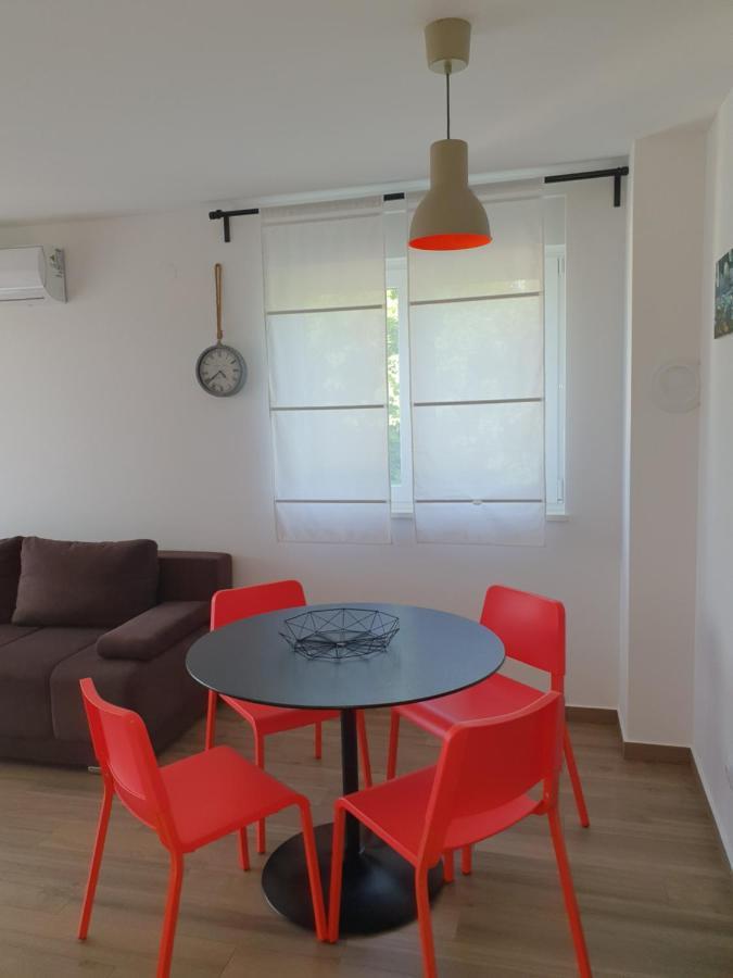 Teo Appartement Čižići Buitenkant foto