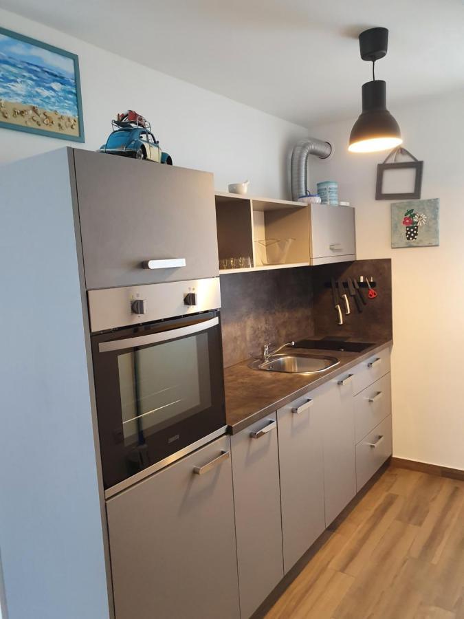 Teo Appartement Čižići Buitenkant foto