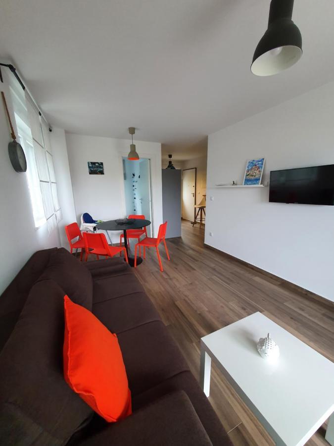 Teo Appartement Čižići Buitenkant foto